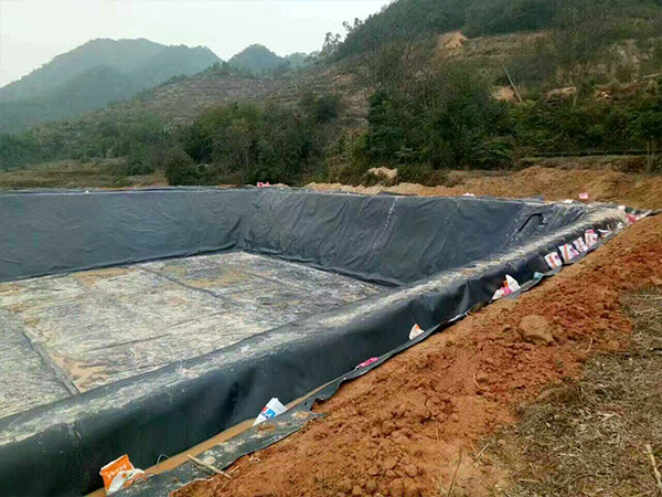 污水處理防滲膜現場焊接須按要求進行