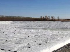 復(fù)合土工膜施工中有哪四種搭建方法？