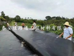 養(yǎng)殖場污水池建設(shè)中防滲土工膜的鋪設(shè)細節(jié)