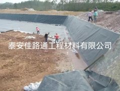 污水處理防滲膜施工鋪設(shè)細節(jié)至關(guān)重要