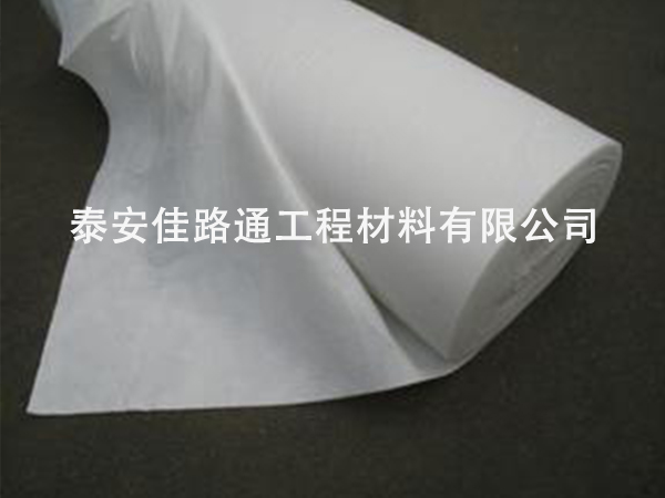 低溫對人工湖防滲膜的鋪設(shè)有影響嗎？