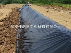 防止水產(chǎn)養(yǎng)殖防滲膜的紫外線(xiàn)照射