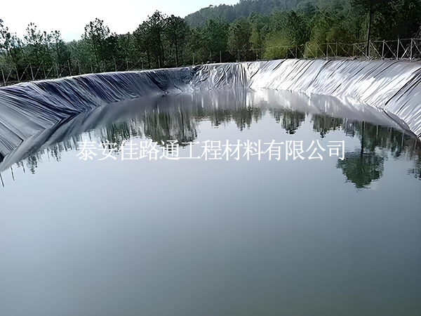 魚(yú)塘防滲膜焊接步驟有哪些原則技巧？
