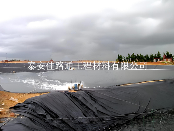 水產(chǎn)養(yǎng)殖防滲膜驗收方式方法簡述 水產(chǎn)養(yǎng)殖防滲膜驗收方式方法簡述