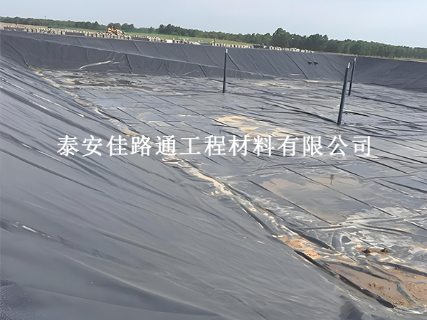 養(yǎng)殖防滲膜生產(chǎn)延伸率:影響因素探究 養(yǎng)殖防滲膜生產(chǎn)延伸率:影響因素探究