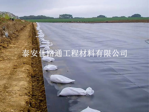 污水處理防滲膜意外破損原因分析 污水處理防滲膜意外破損原因分析