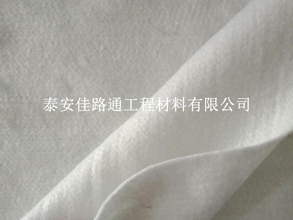防止丙綸土工布刺破的施工技巧：精細(xì)操作，強(qiáng)化防護(hù)