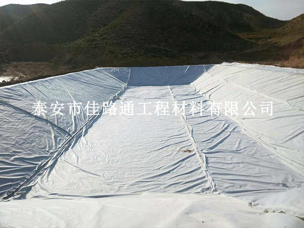 滌綸土工布質(zhì)量判斷標(biāo)準(zhǔn)：輕松掌握，確保品質(zhì)卓越