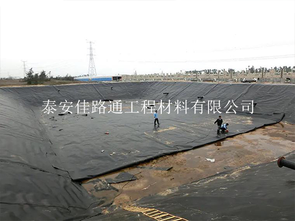 垃圾填埋場防滲膜冬季施工注意事項(xiàng)：安全高效，溫暖守護(hù)