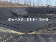 垃圾填埋場防滲膜鋪設(shè):不可或缺的準備工作