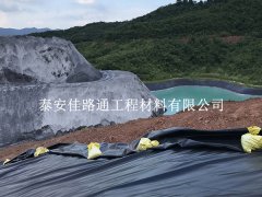 污水處理防滲膜為啥要覆土？這4個關(guān)鍵原因得搞