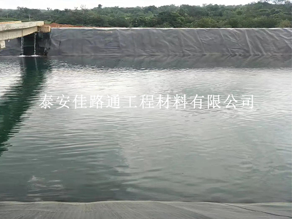 垃圾填埋場防滲膜總破損？6 大根源一次說清