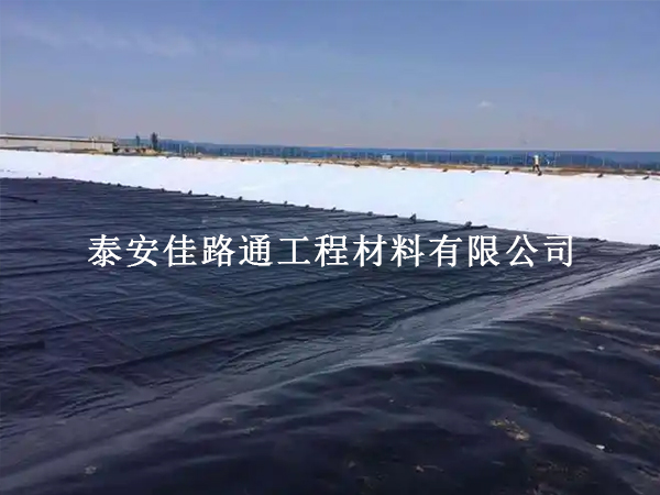 蓄水池防滲膜焊接完怎么查漏？這套標(biāo)準(zhǔn)化檢測流程直接照著用
